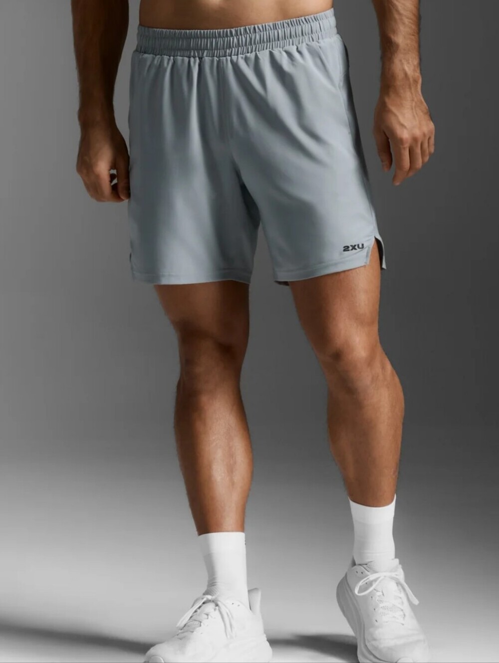 2XU Men's Aero 7" Running Shorts - Light Gray